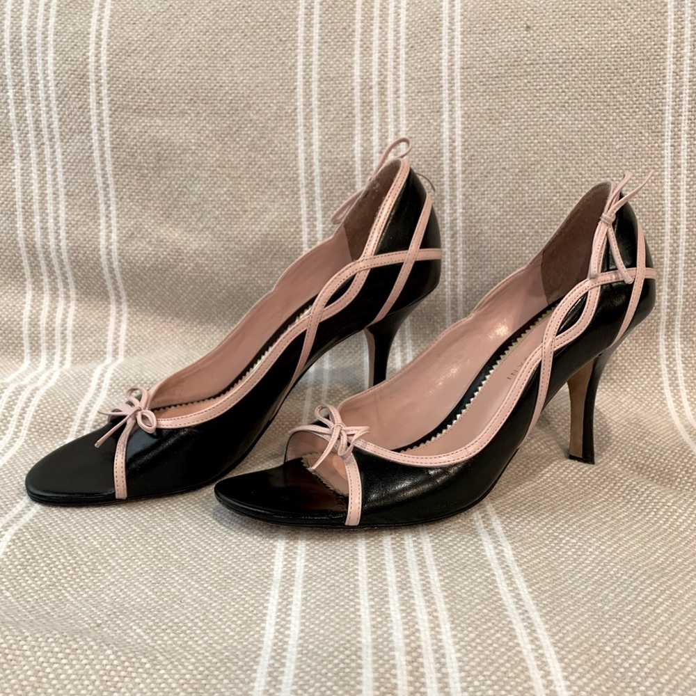 Antonio Melani black leather peep toe pumps with pink trim, size 7.5